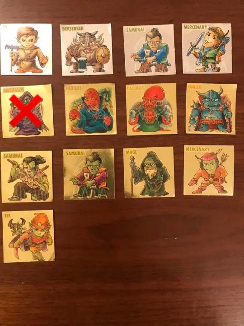 【変更有り】ネクロスの要塞　フィギュア　カード　シール　箱