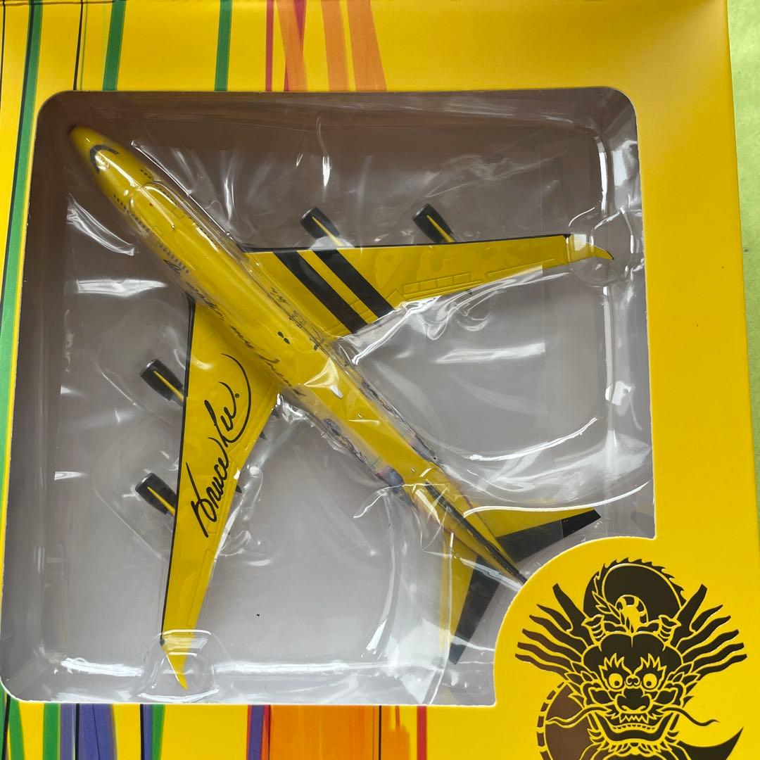 ブルース・リー 80周年記念 Boeing 747-400