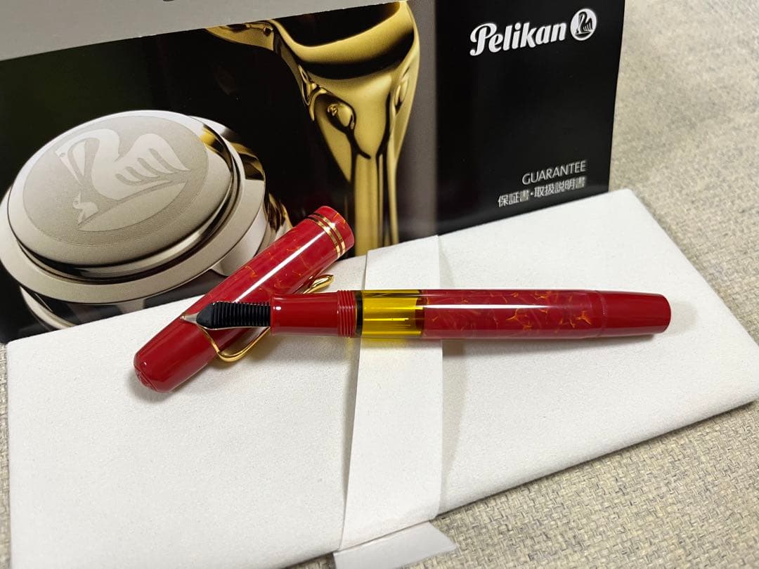 【新品未使用】ペリカン 限定万年筆 M101N ブライトレッド