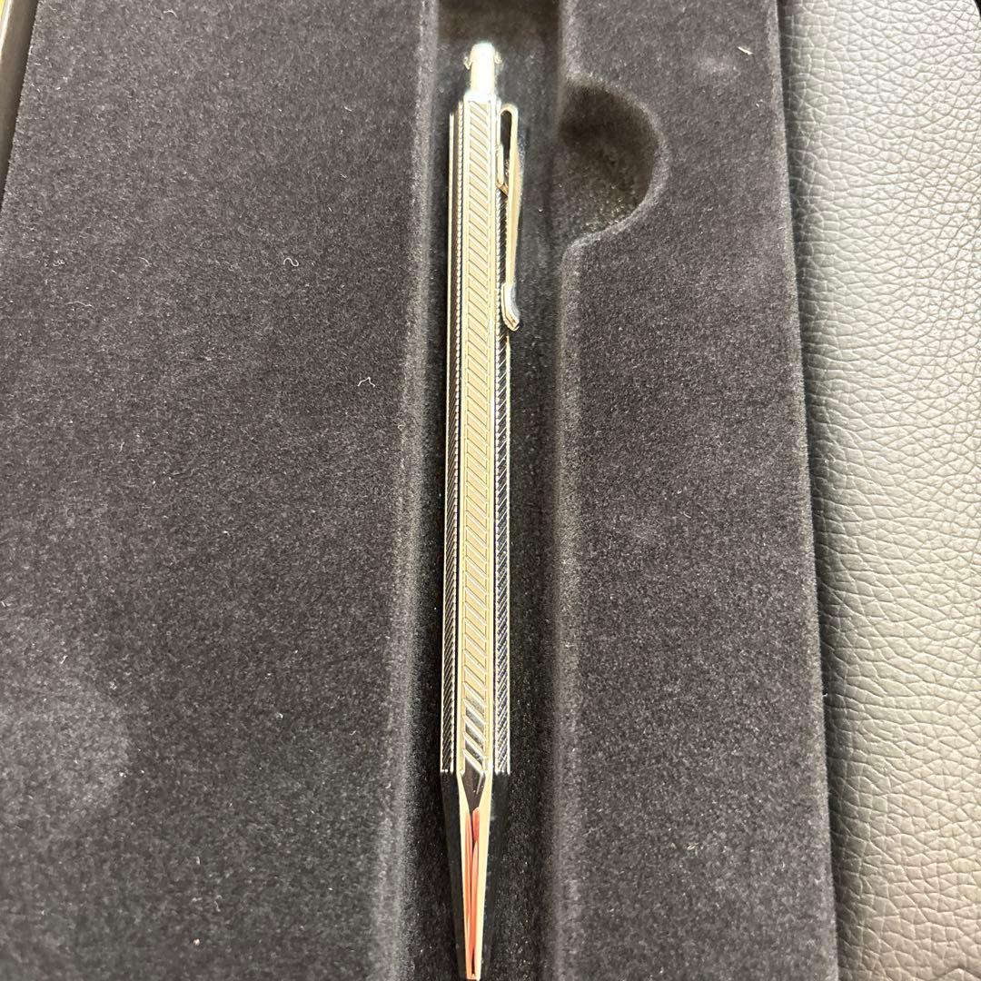 CARAN d'ACHE ボールペン 未使用