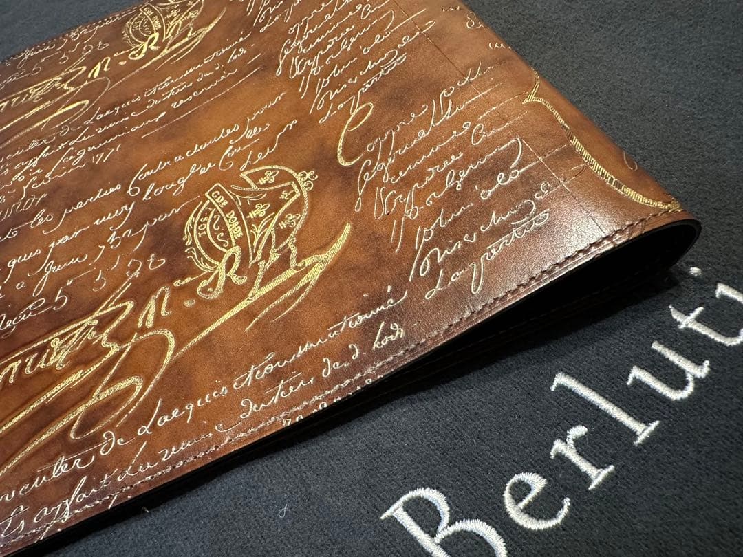 岸田一郎 持ってて良かったアイテム100選 ベルルッティ ノートカバー 未使用