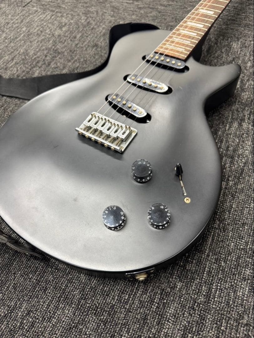 Grass Roots グラスルーツ　エレキギター