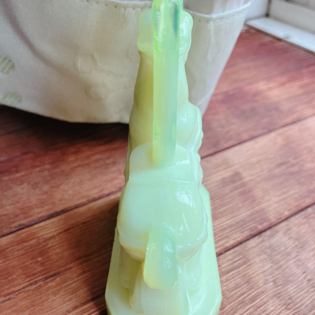 ウランガラス Boyd ボイド社 オブジェ 置物 木馬 馬 メリーゴーラウンド