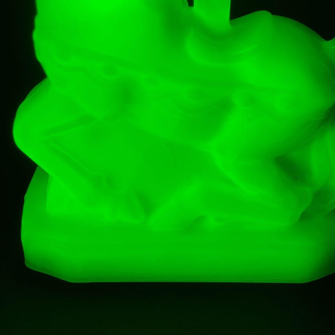 ウランガラス Boyd ボイド社 オブジェ 置物 木馬 馬 メリーゴーラウンド