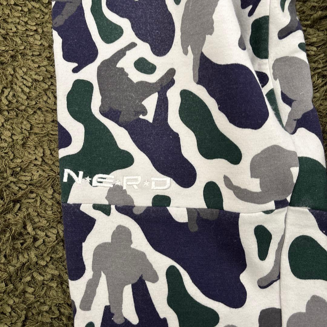 adidas×N.E.R.D　ファレル　アディダス　フーディーセットアップ