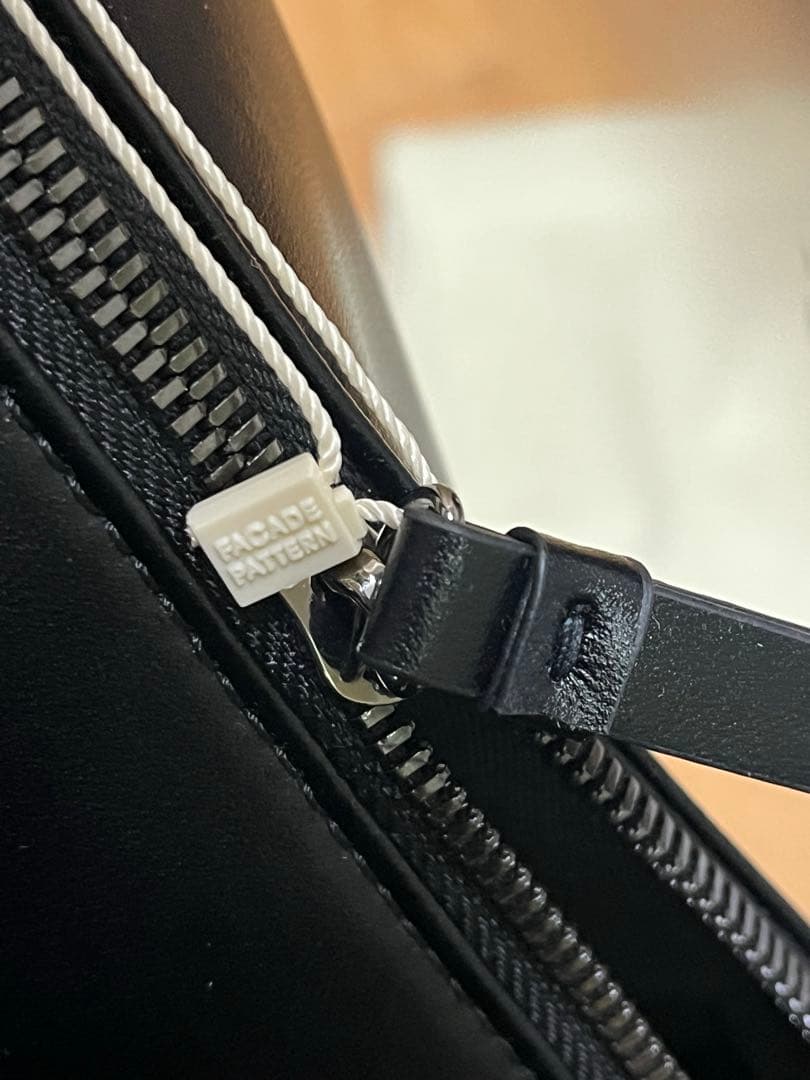 即日発送　Facade pattern レザーボックスショルダーバッグ