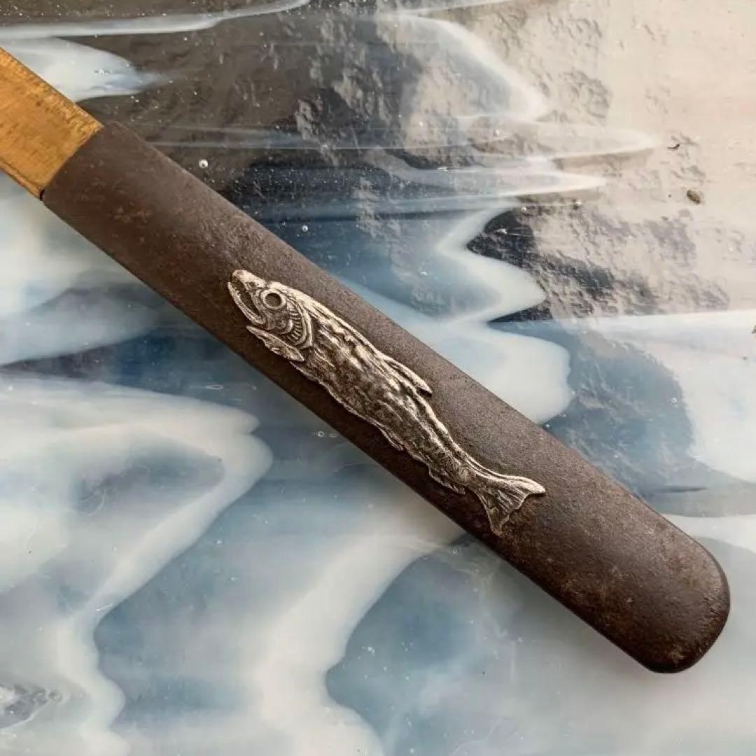 小柄小刀　魚図小柄袋　刀装具（15cm以下の合法サイズ）