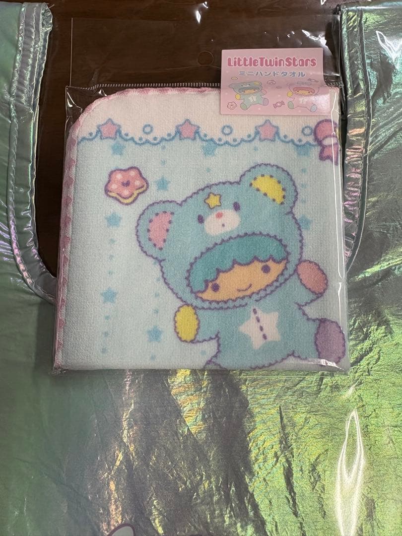 サンリオ リトルツインスターズ キキララ フロッキーマスコット パフポフ シール