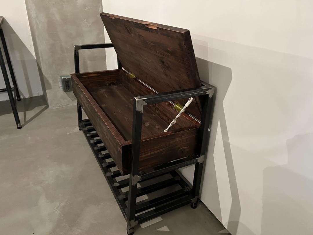 インダストリアルブランチ【シューズラックベンチ（展示品）】アイアン家具/手づくり