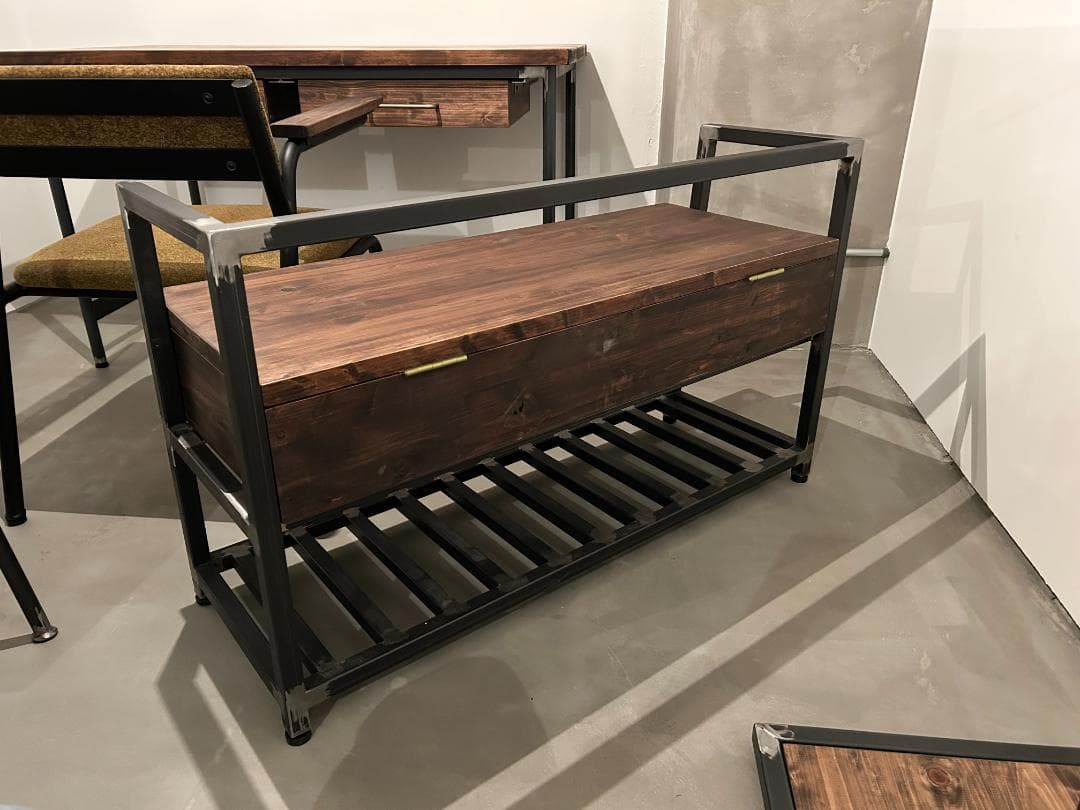 インダストリアルブランチ【シューズラックベンチ（展示品）】アイアン家具/手づくり