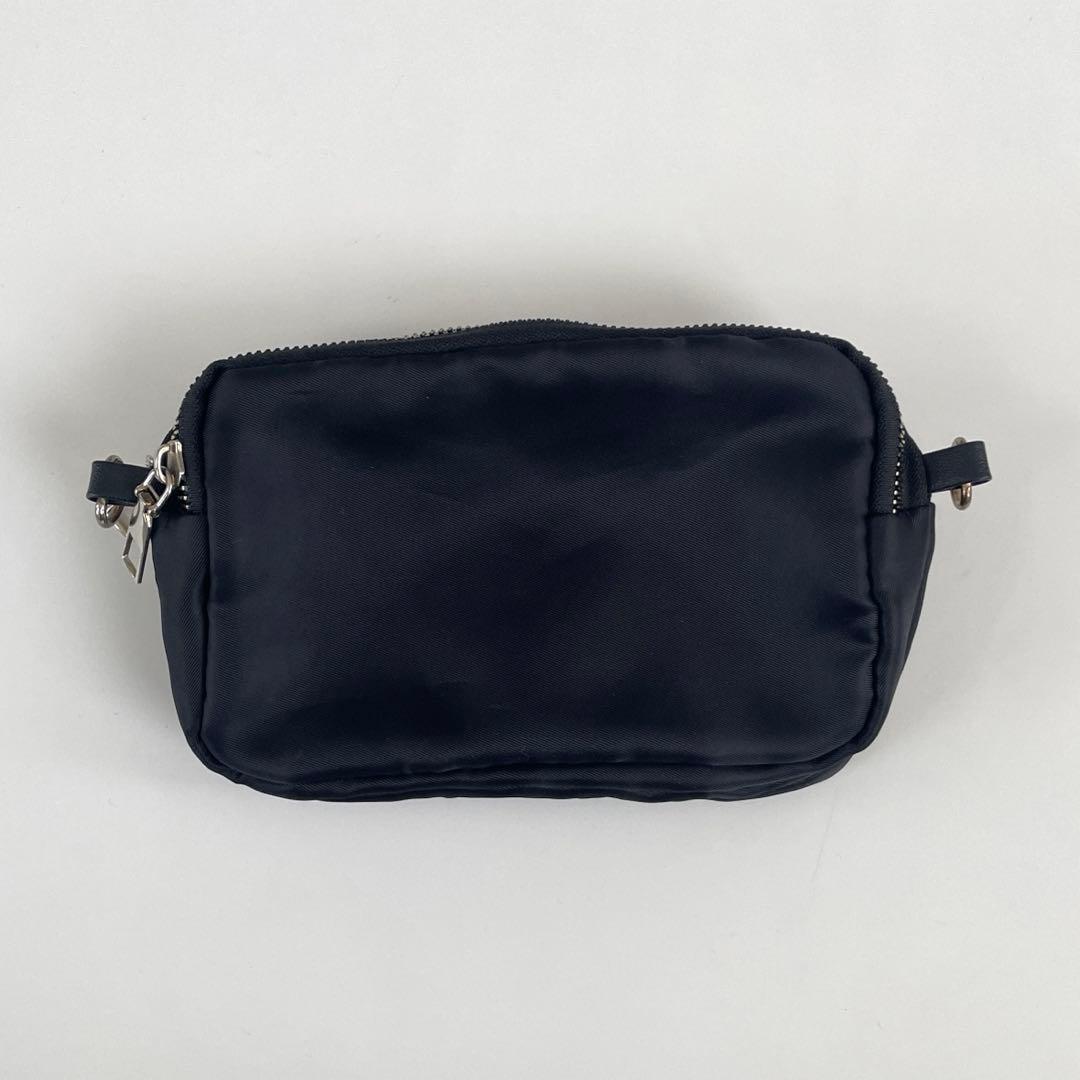 PRADA ブラック ショルダーバッグ ノベルティ