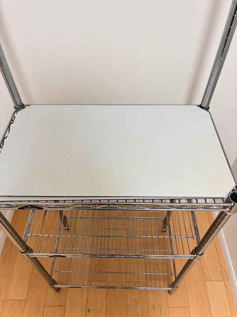 ダーツスタンド。ダーツ・ダーツボード付き