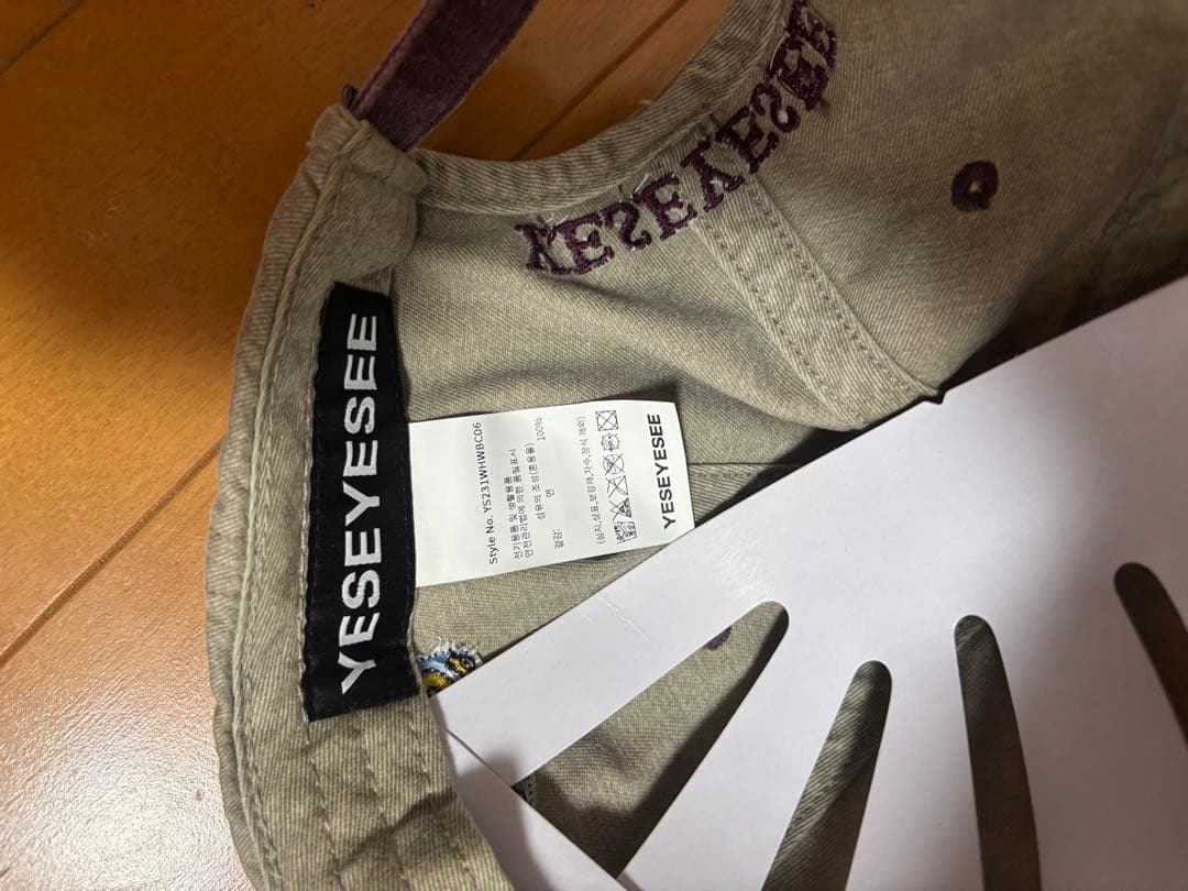 BTSテテ着用キャップ YESEYESEE キャラクター刺繍キャップ