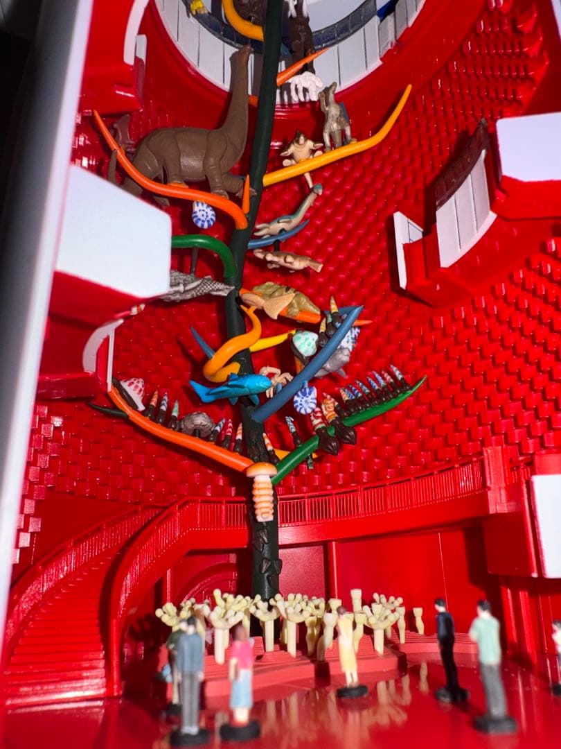 【極上塗装済み完成品】ARTPLA 太陽の塔 プラモデル プロ仕上げ 岡本太郎