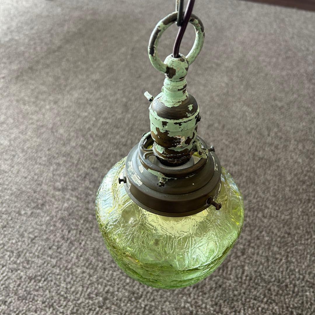 エンボス加工 グリーンガラス ペンダントライト