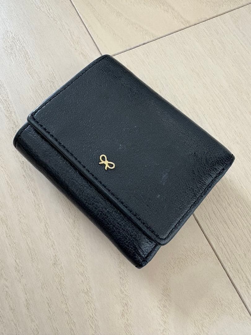 Anya Hindmarch アニヤハインドマーチ アイズ 三つ折り財布