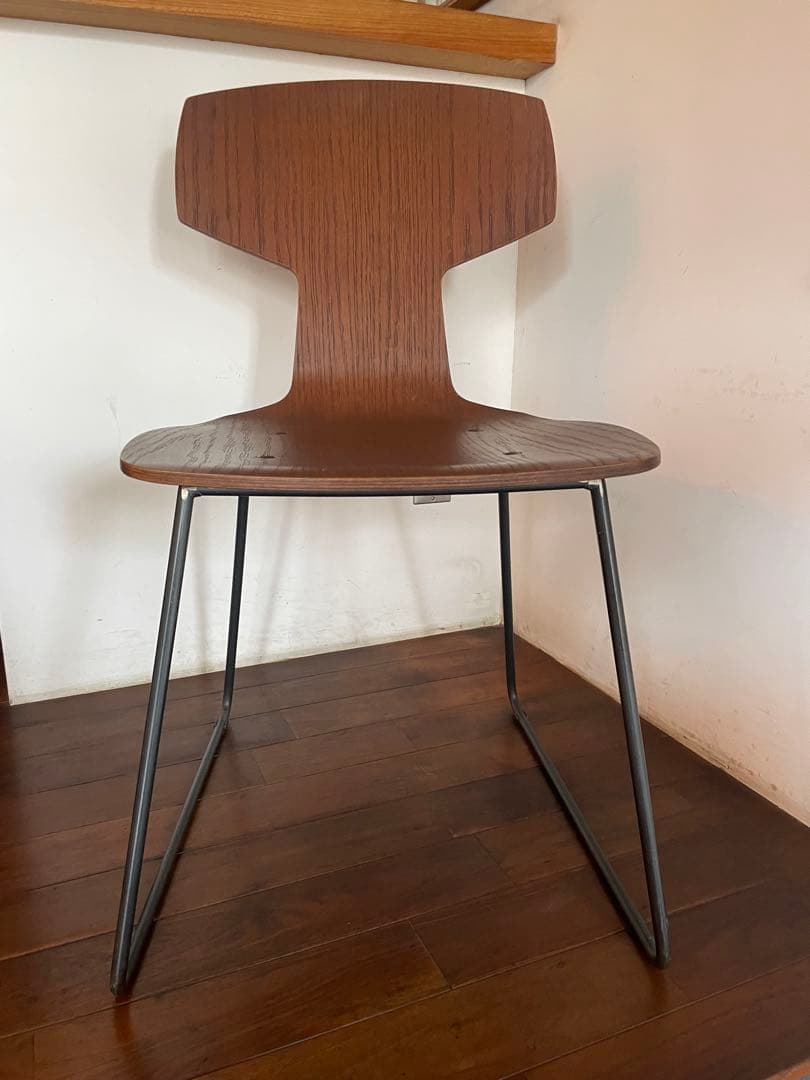 TRUCK FURNITURE / トラックファニチャー Tチェア