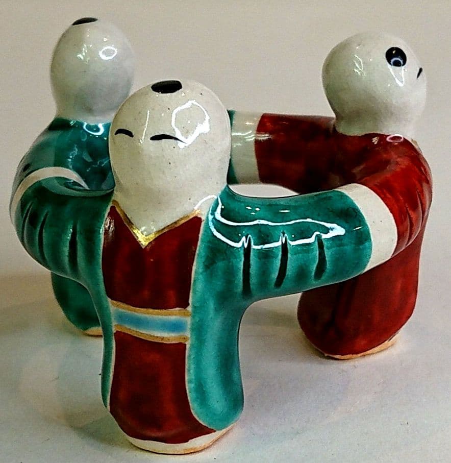 【茶道具】三人形 眞清水蔵六作 蓋置