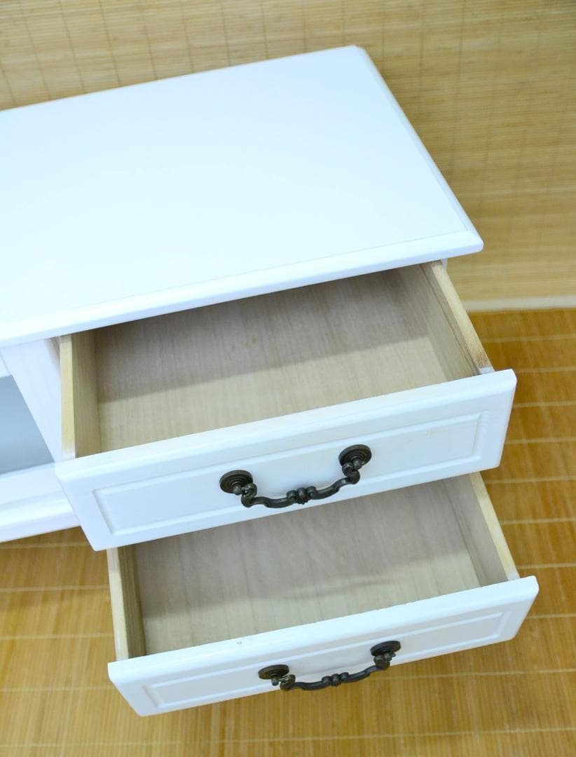 ホワイト テレビ台 アンティーク調 猫脚 可愛い 姫系 AVボード 中古良品