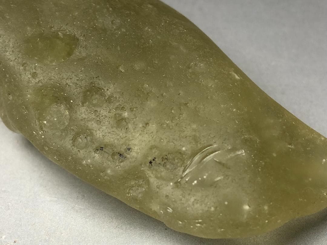 リビアンデザートグラス・リビアングラス 隕石　重さ103g