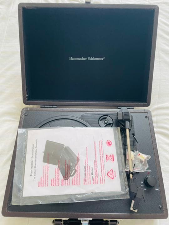 Hammacher Schlemmer レコードプレイヤー