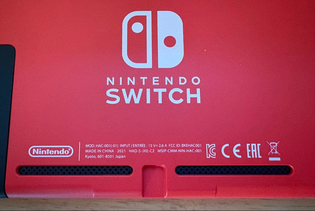 Nintendo Switch 本体のみ　マリオレッド 2021年製