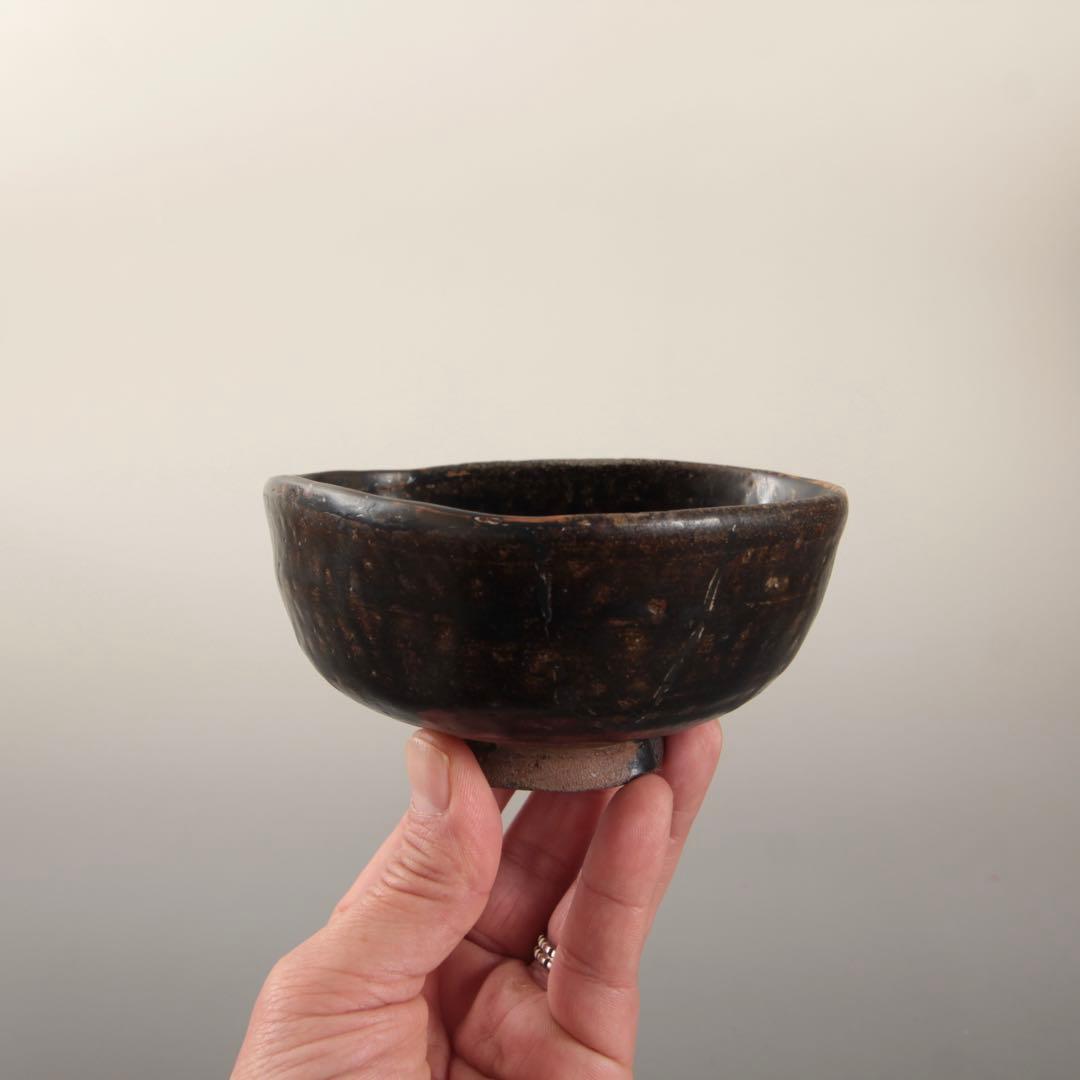 黒唐津 茶碗 17世紀 古唐津 茶道具 古美術 古道具 アンティーク