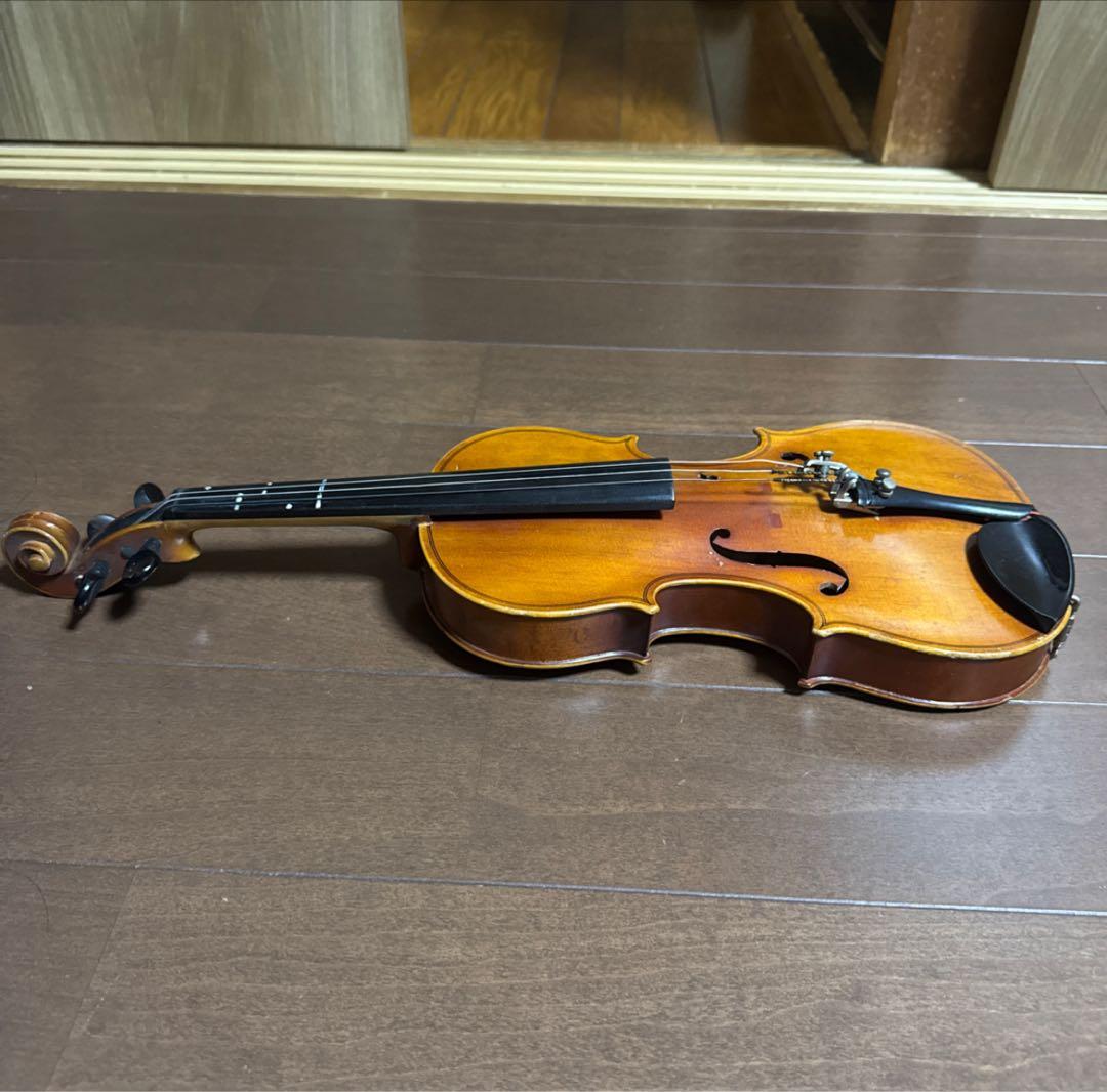 suzuki ViolinCo anno 1957。No4