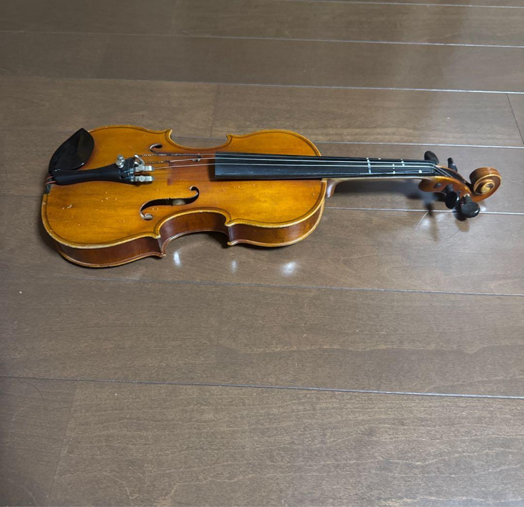 suzuki ViolinCo anno 1957。No4