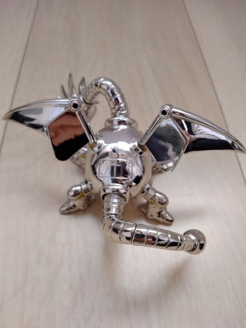 ドラゴンクエスト　メタリックモンスターズギャラリー　メタルドラゴン