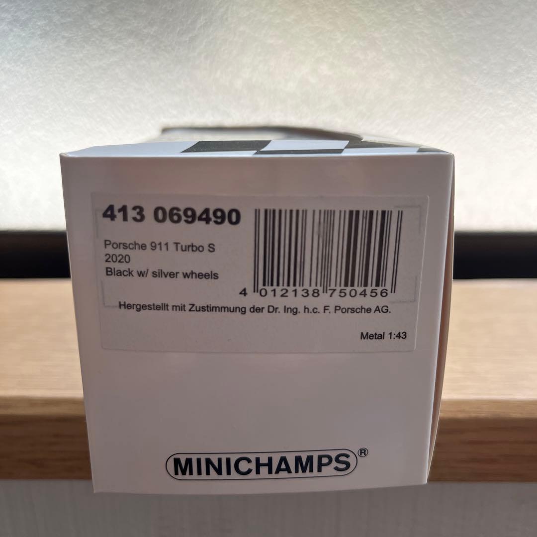 MINICHAMPS Porsche 911 Turbo S 限定200個