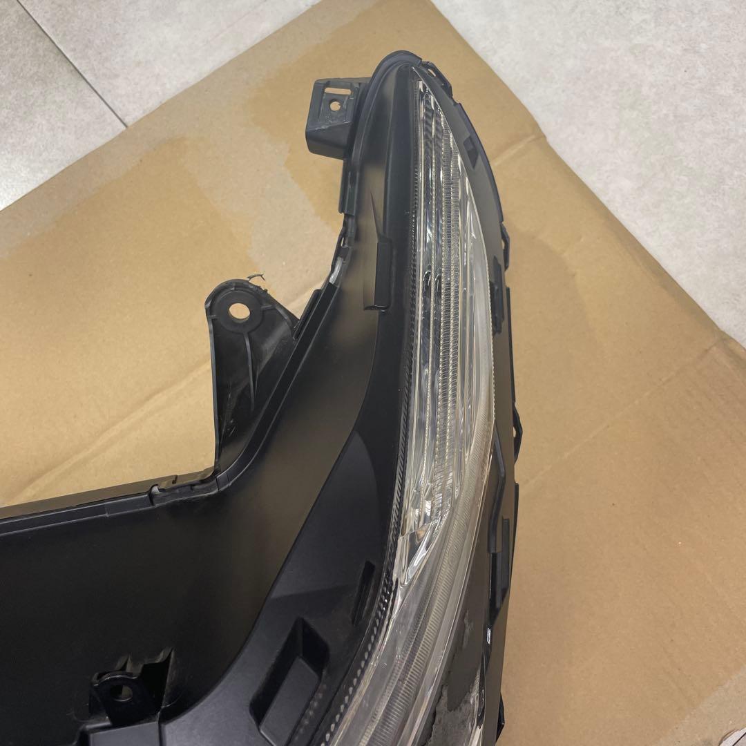 ＰＣＸ JF81 ヘッドライト