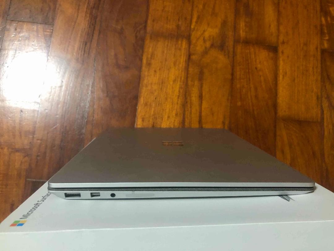 【ジャンク品】Microsoft Surface Laptop シルバー 本体