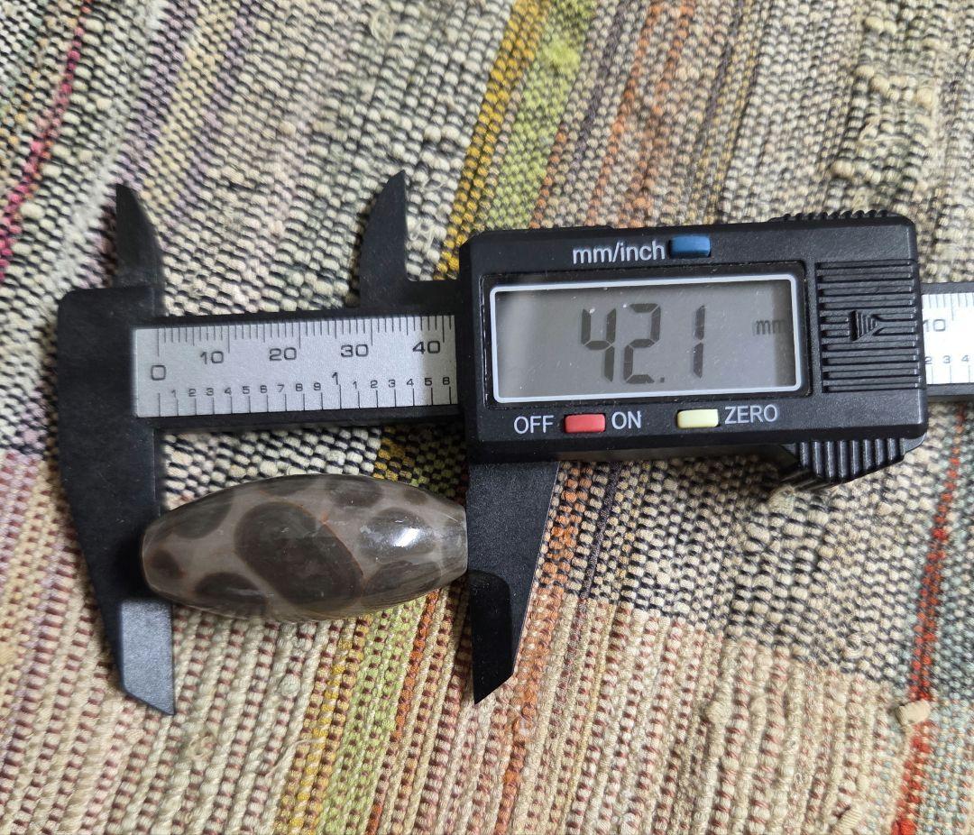 886　天珠　希少　釈迦偉伝　水晶質瑪瑙　西蔵　金剛　仏舎利！