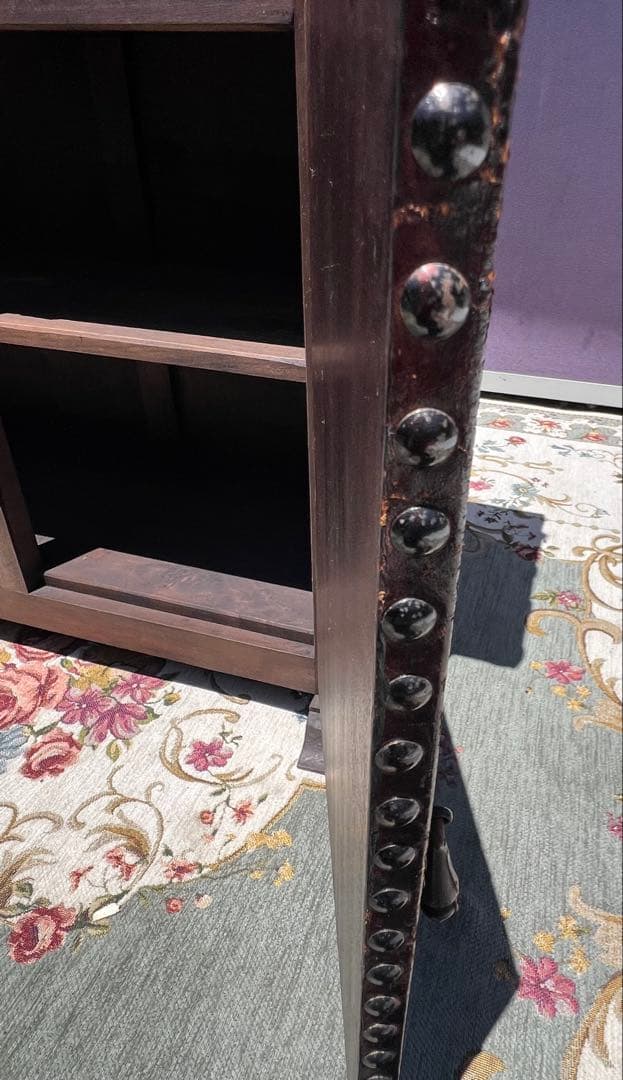 手描きの紋章付き木製タンスピールモーベル アルテサニア 作ったで スペイン