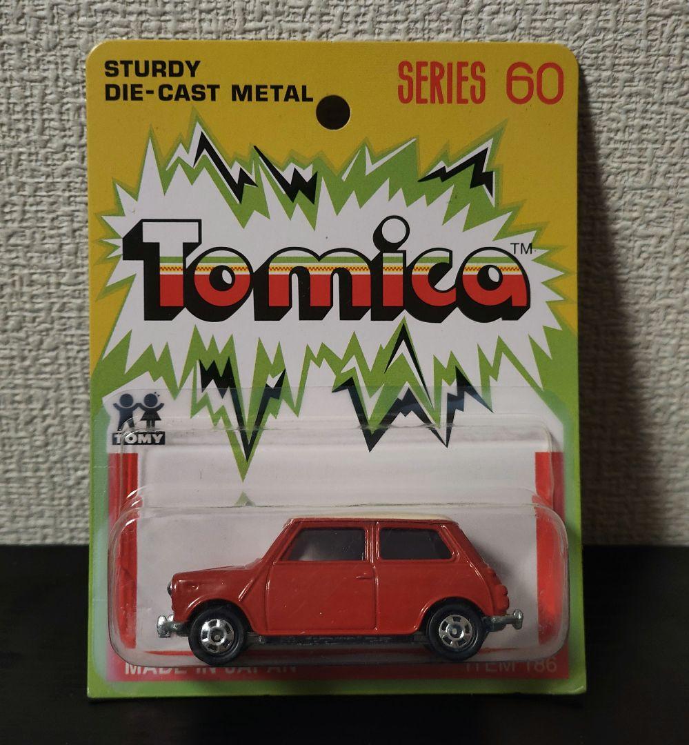 未開封　TOMICA　トミカ　ミニクーパー　赤/白色　ブリスターパック