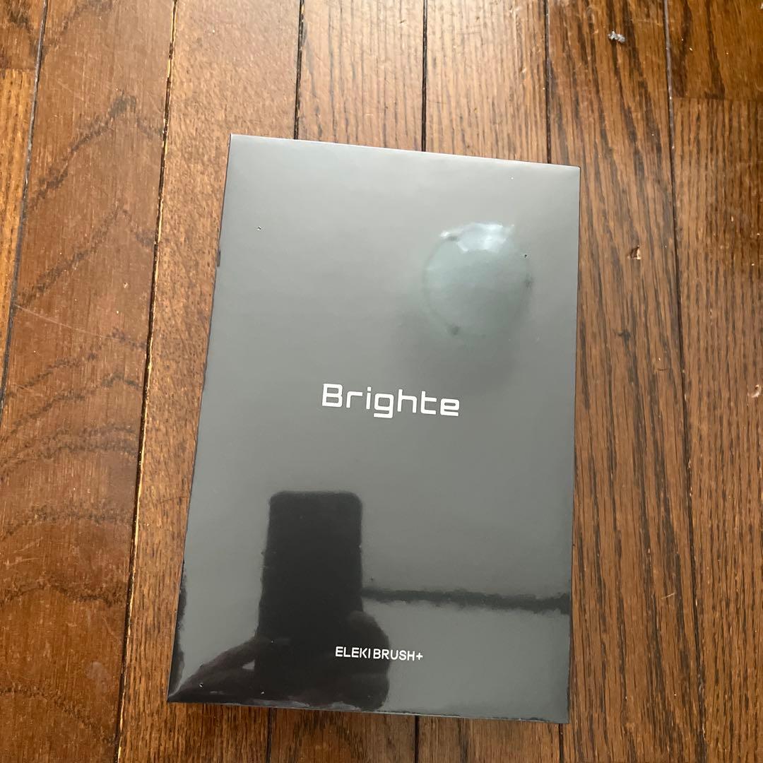 【新品未開封】Brighte ELEKI BRUSH+ 美顔器、リフトマスク3箱