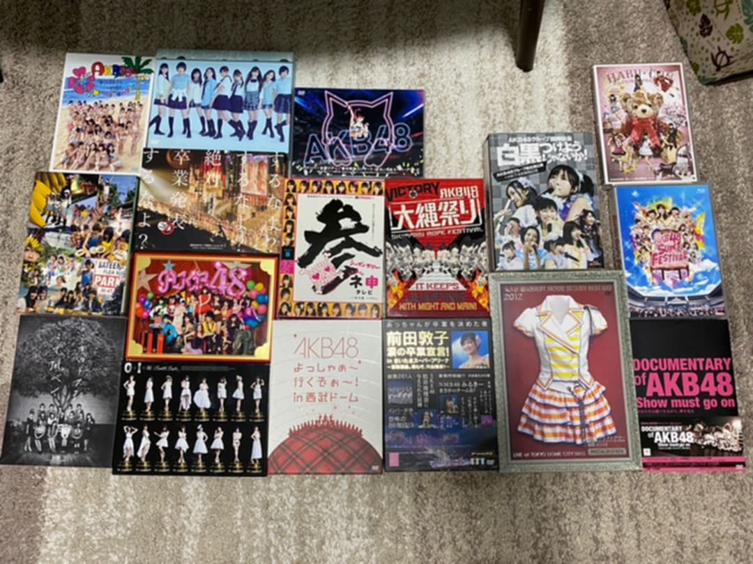 【値段交渉可】AKB48 DVD CD まとめ売り　アイドル　引退品