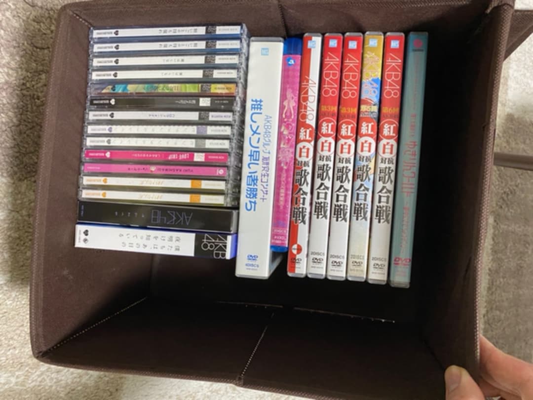 【値段交渉可】AKB48 DVD CD まとめ売り　アイドル　引退品