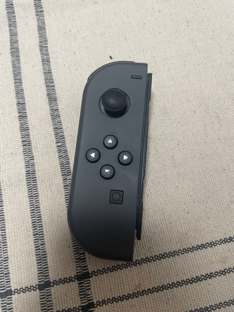 Nintendo Switch 本体＋プロコントローラー＋SDカード64GB付き