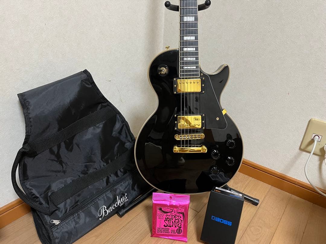 レスポールカスタム　BOSS DS-1+弦付き