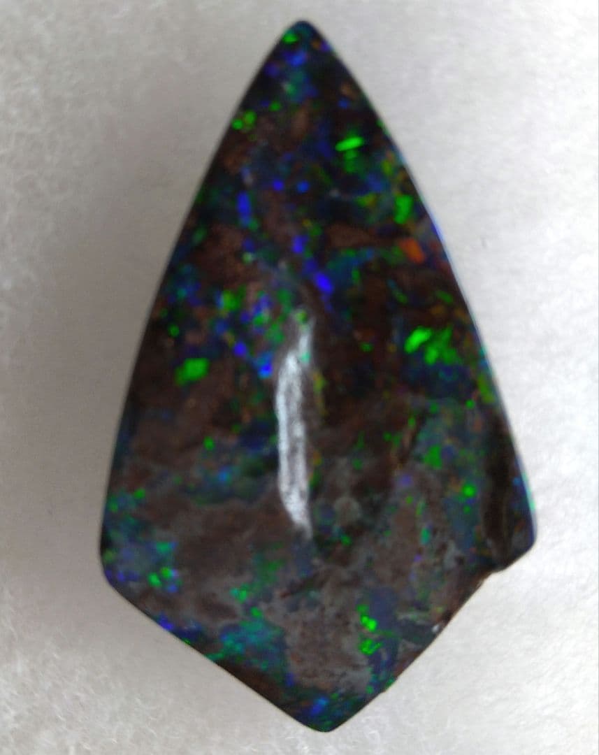 ブラックオパ-ルボルダー　ル−スブラック