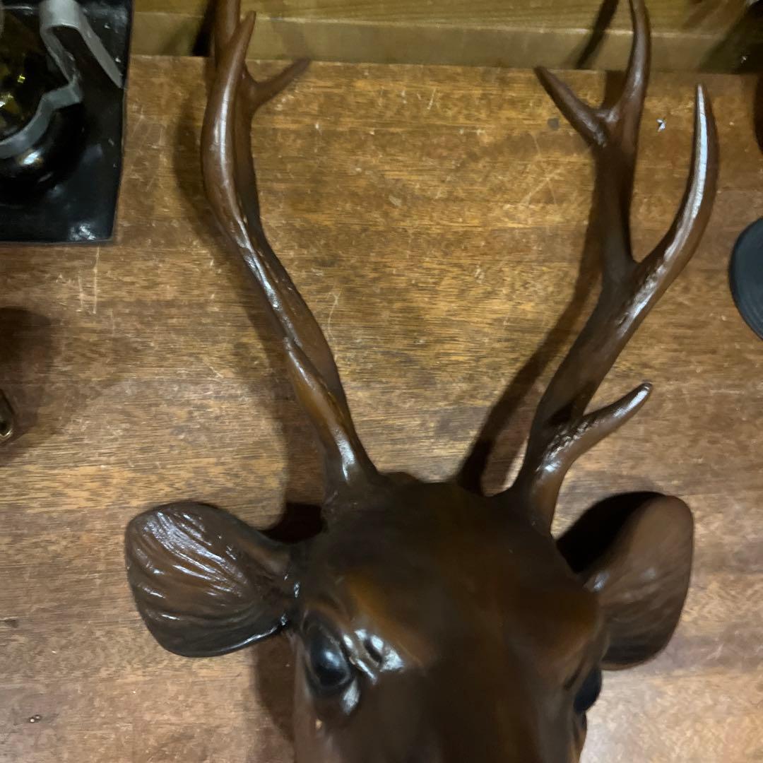 ヴィンテージ　金属鹿飾り