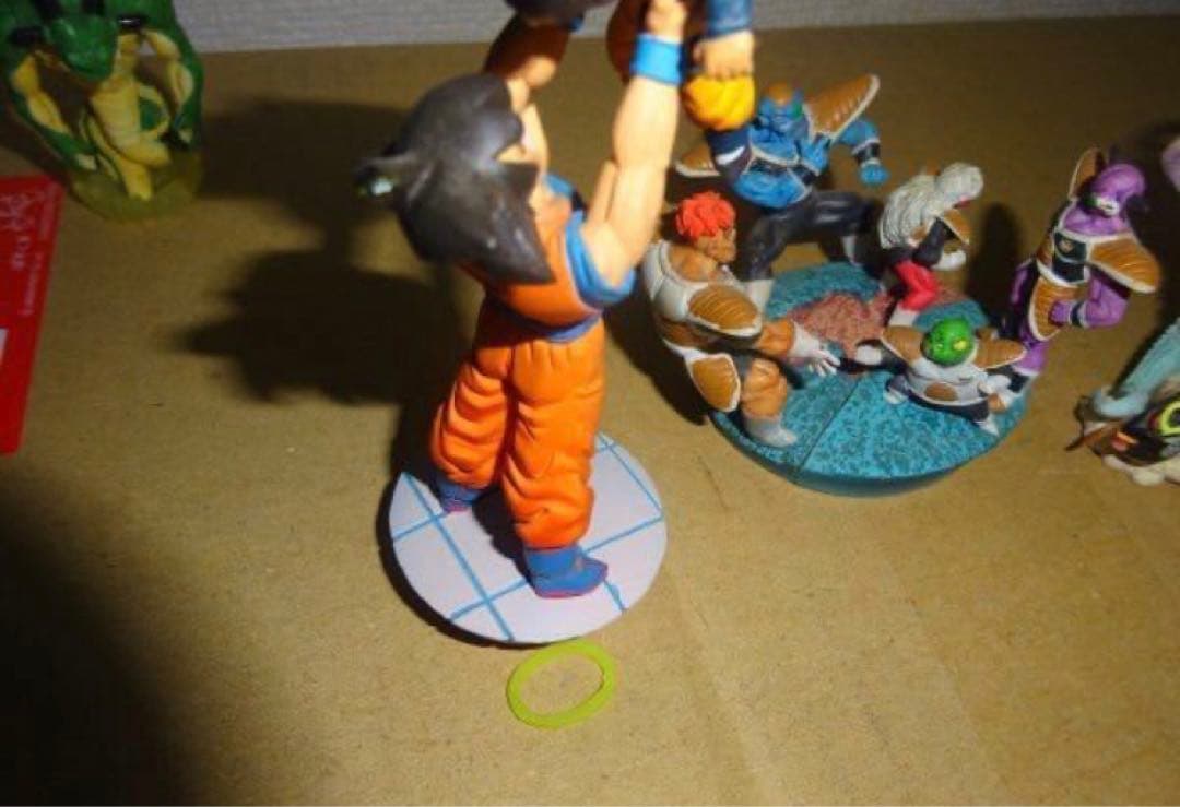 ドラゴンボール ギニュー特戦隊　悟空　悟天　ドラカプ　フィギュア（1005返