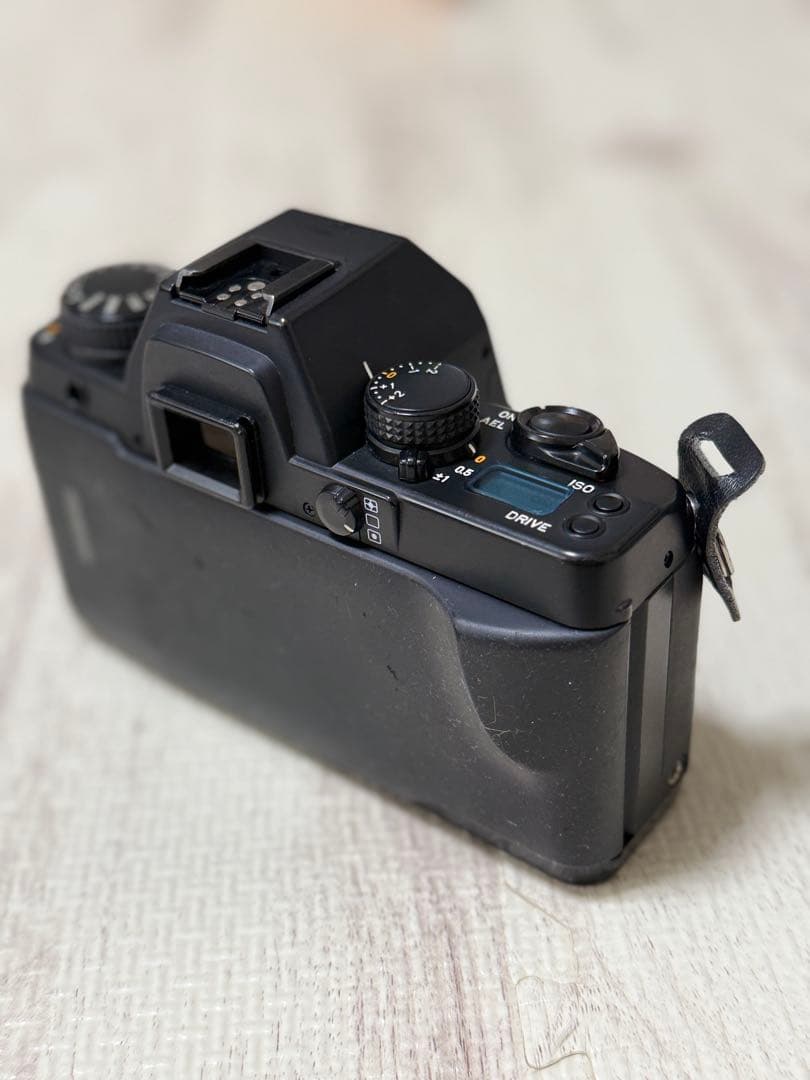 【ジャンク品】CONTAX Aria フィルム一眼レフカメラ