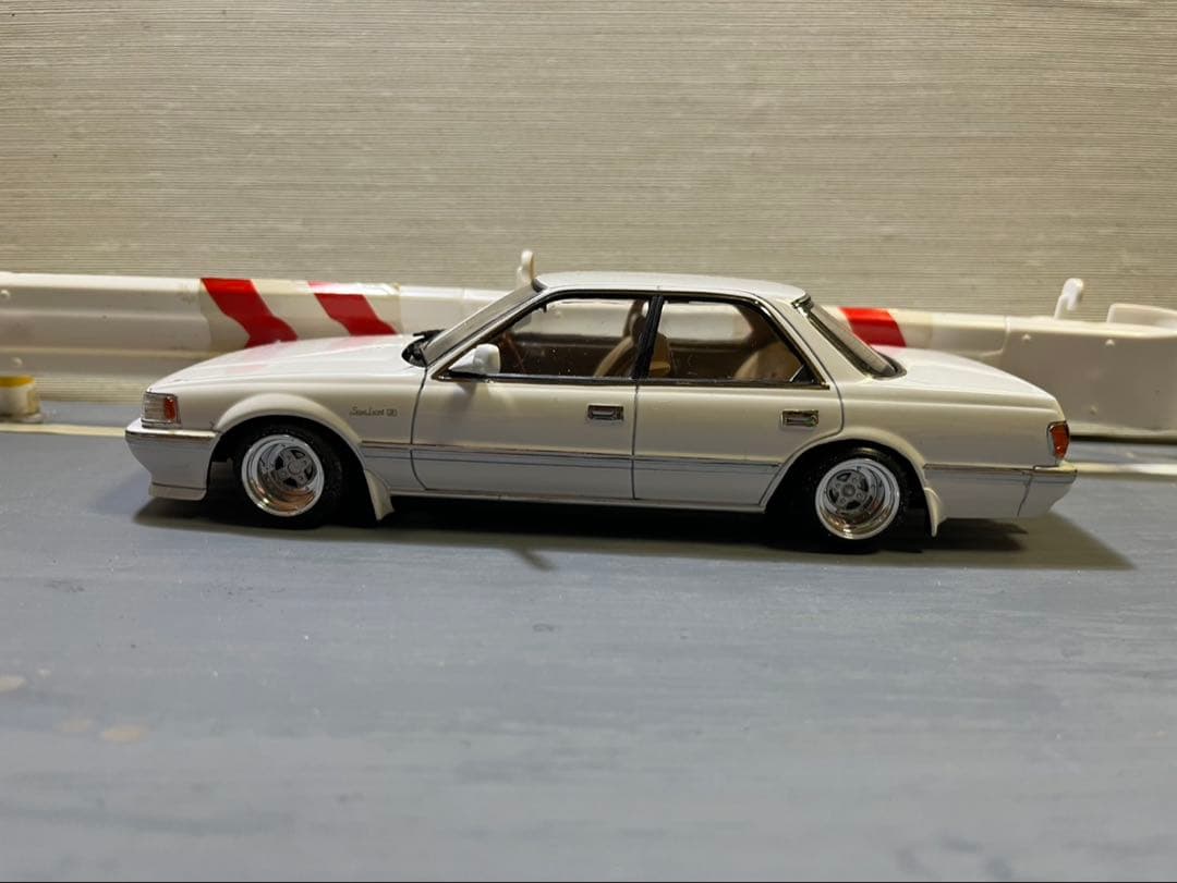 クレスタ　プラモデル　完成品