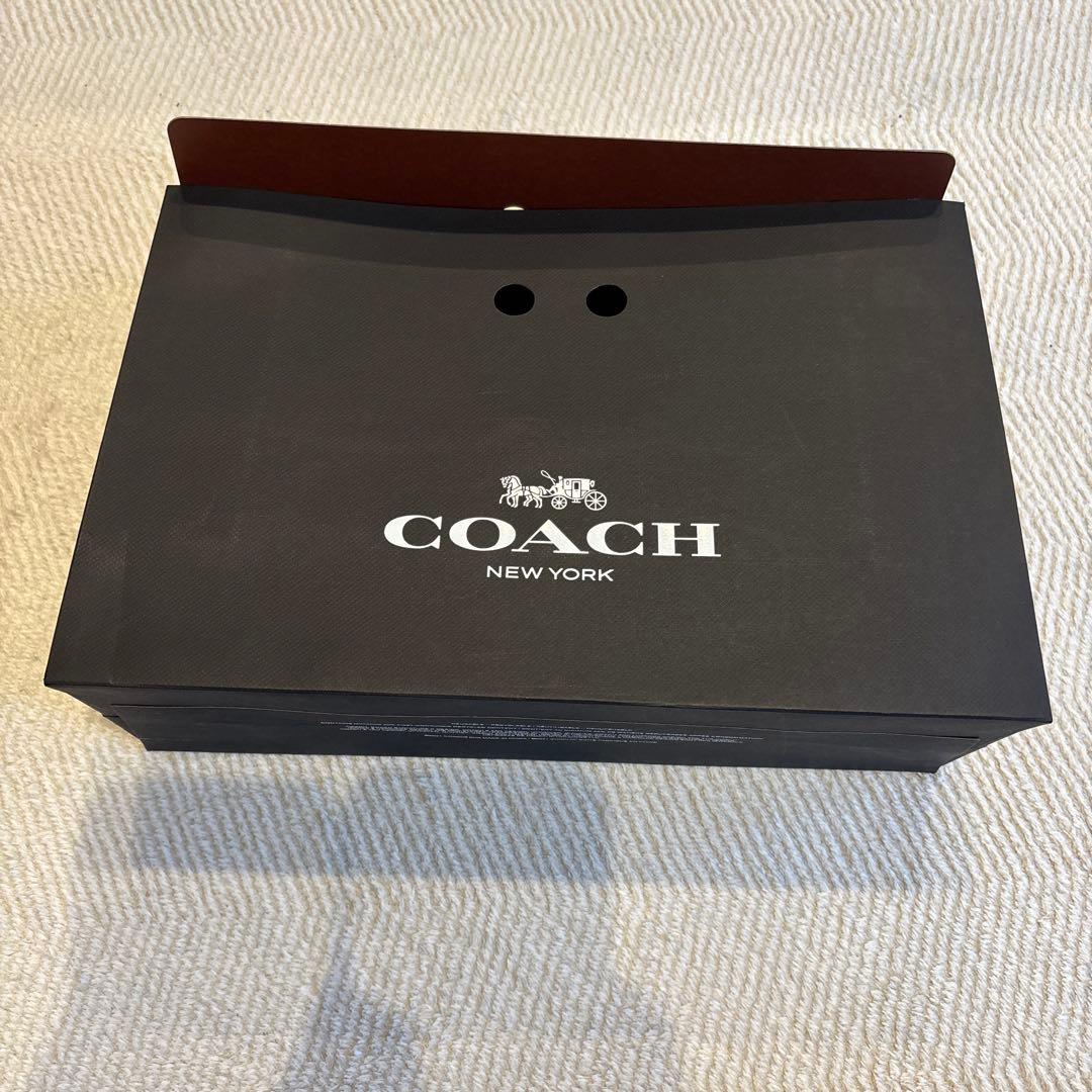 ブラックレザー 二つ折り財布　COACH