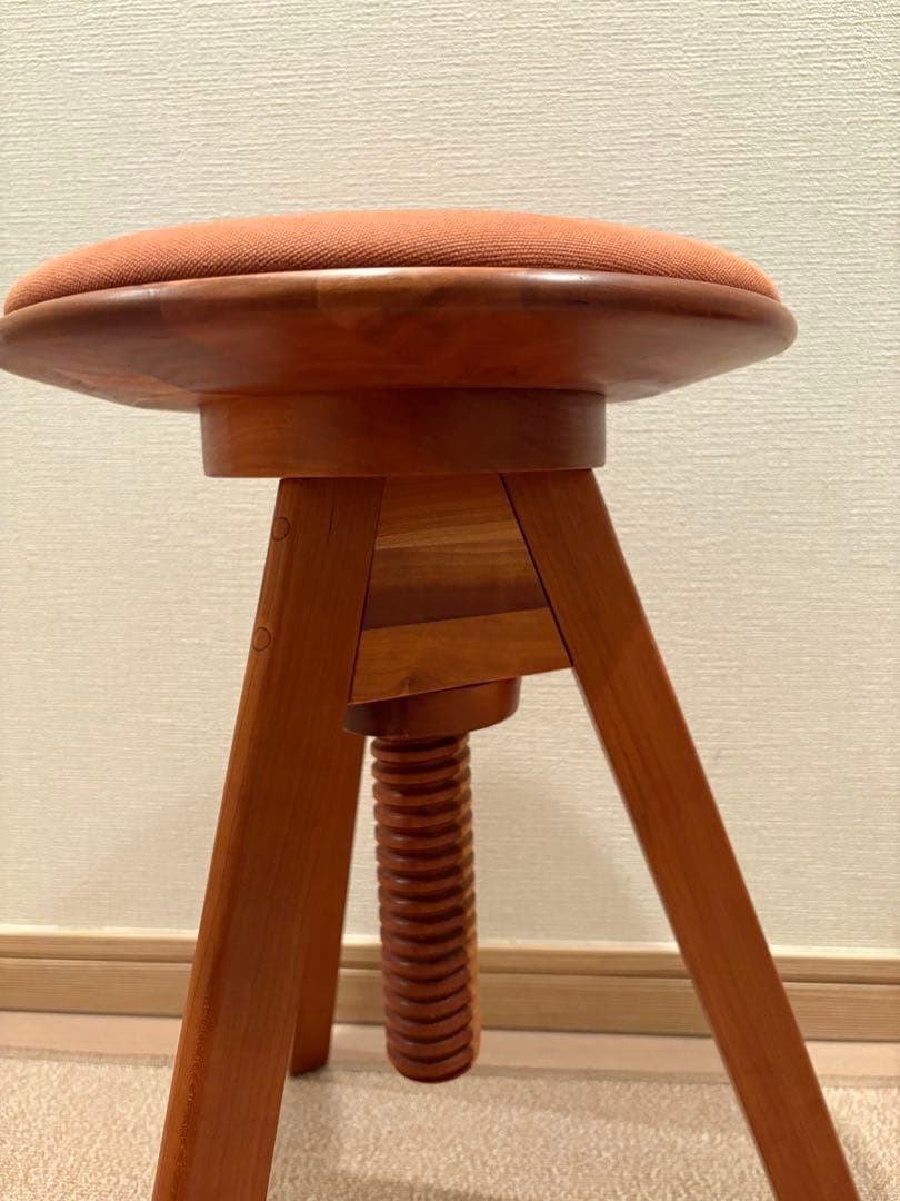 広松木工 LUMEスツール ブラックチェリー