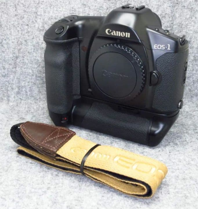 キヤノン　EOS1 HS 初代　ボディー