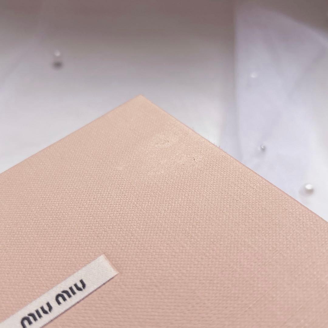 miu miu キルティング ピンク 二つ折り財布